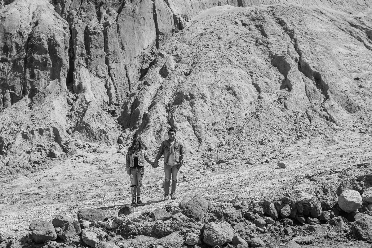 Mount Pinatubo Adventure prenup shoot by Jayson and Joanne Arquiza styling by Merry Me Philippines