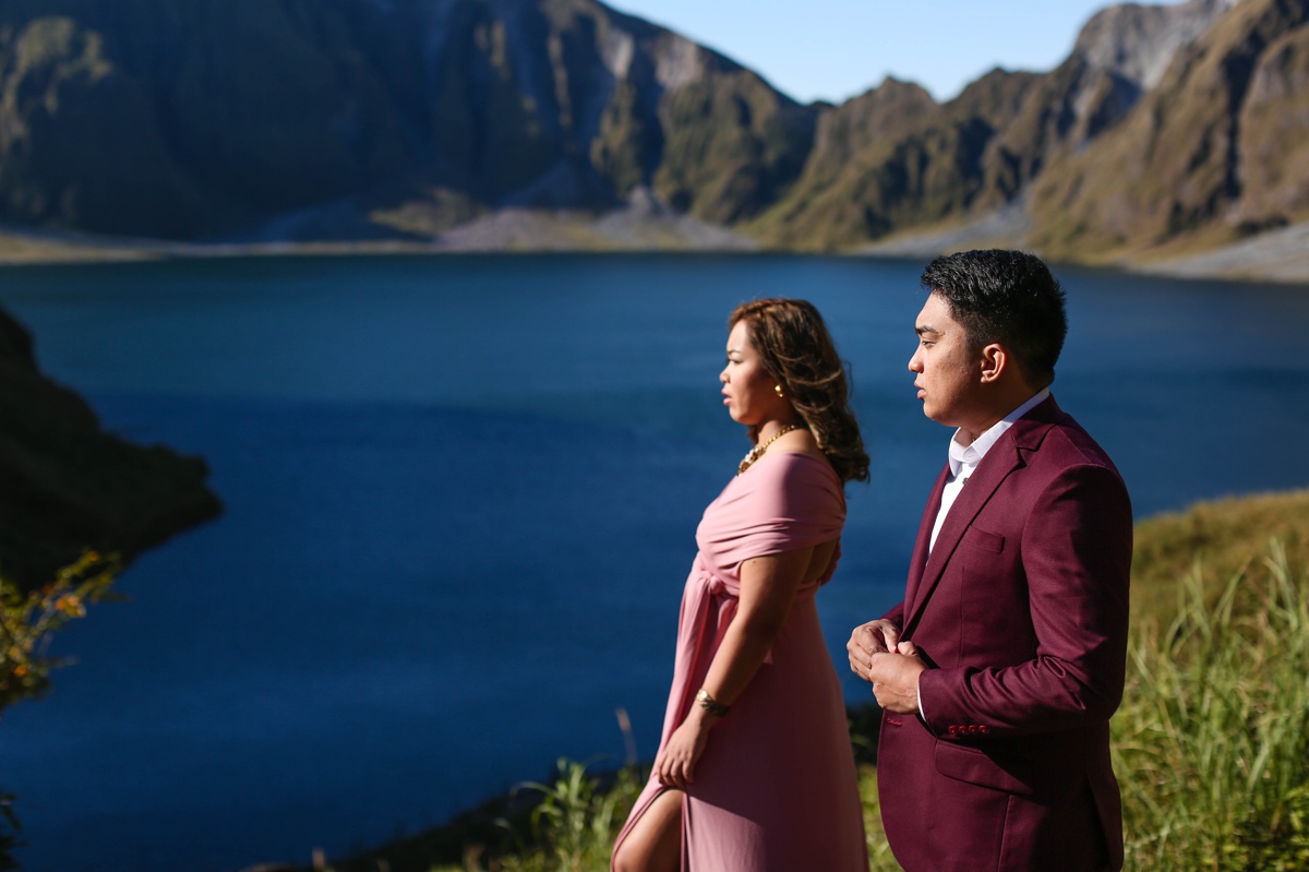 Mount Pinatubo Adventure prenup shoot by Jayson and Joanne Arquiza styling by Merry Me Philippines