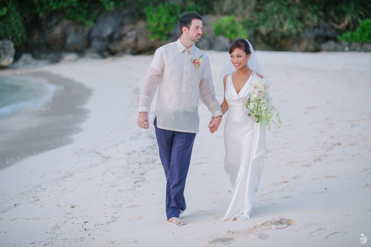 Boracay husband and wife wedding photographers Jayson and Joanne Arquiza Shangri-la