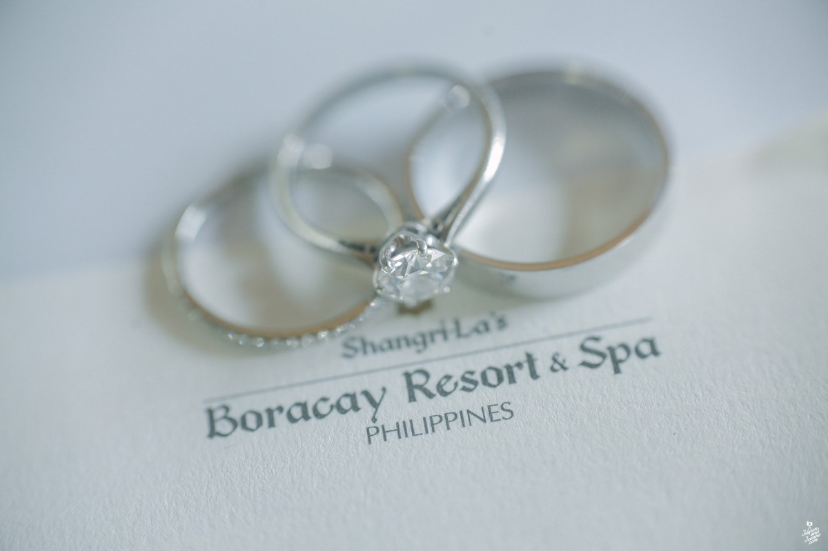 Boracay husband and wife wedding photographers Jayson and Joanne Arquiza Shangri-la