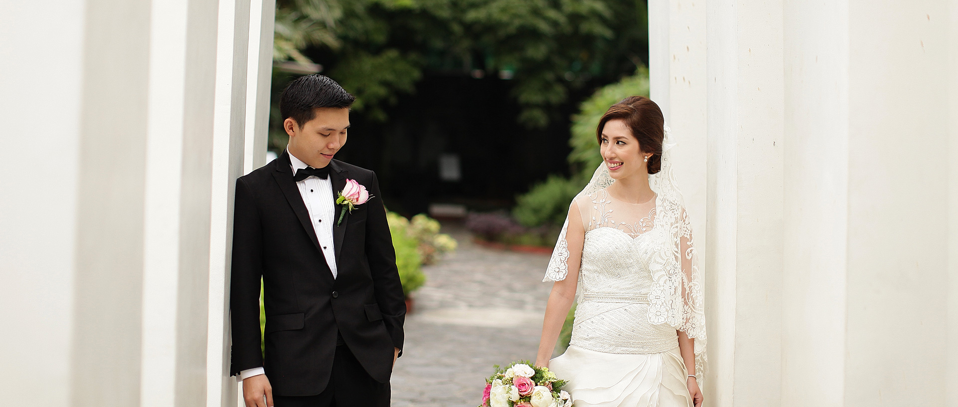 Vibrant Images by Jayson and Joanne Photography