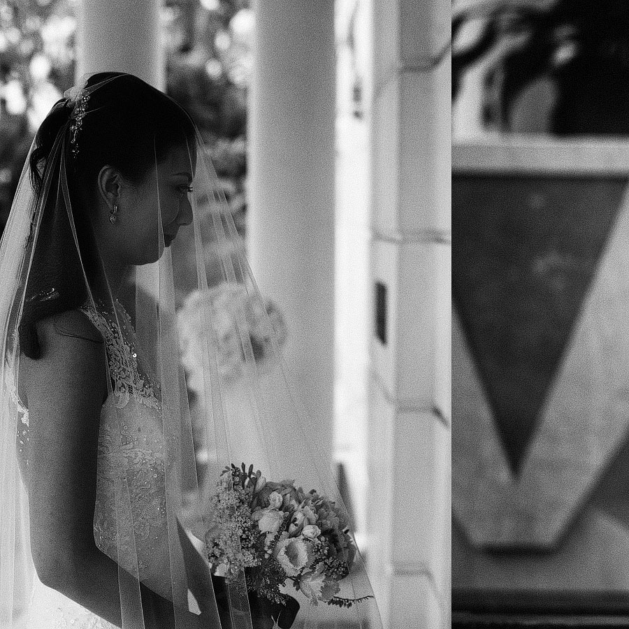 Ken Wong & Janice Layung Singapore Wedding by Jayson & Jo Anne Arquiza in Monochrome Series