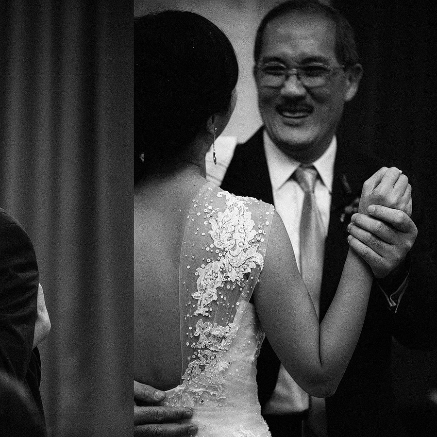 Ken Wong & Janice Layung Singapore Wedding by Jayson & Jo Anne Arquiza in Monochrome Series