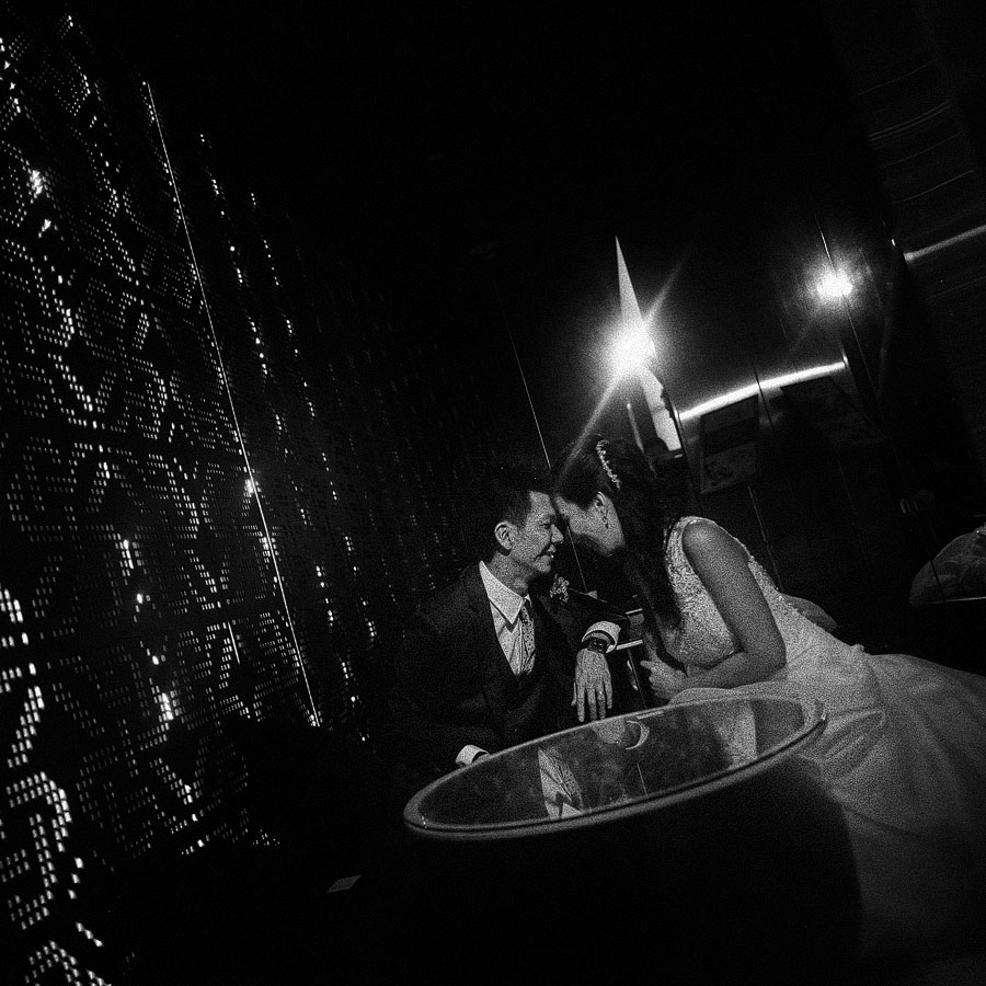 Ken Wong & Janice Layung Singapore Wedding by Jayson & Jo Anne Arquiza in Monochrome Series