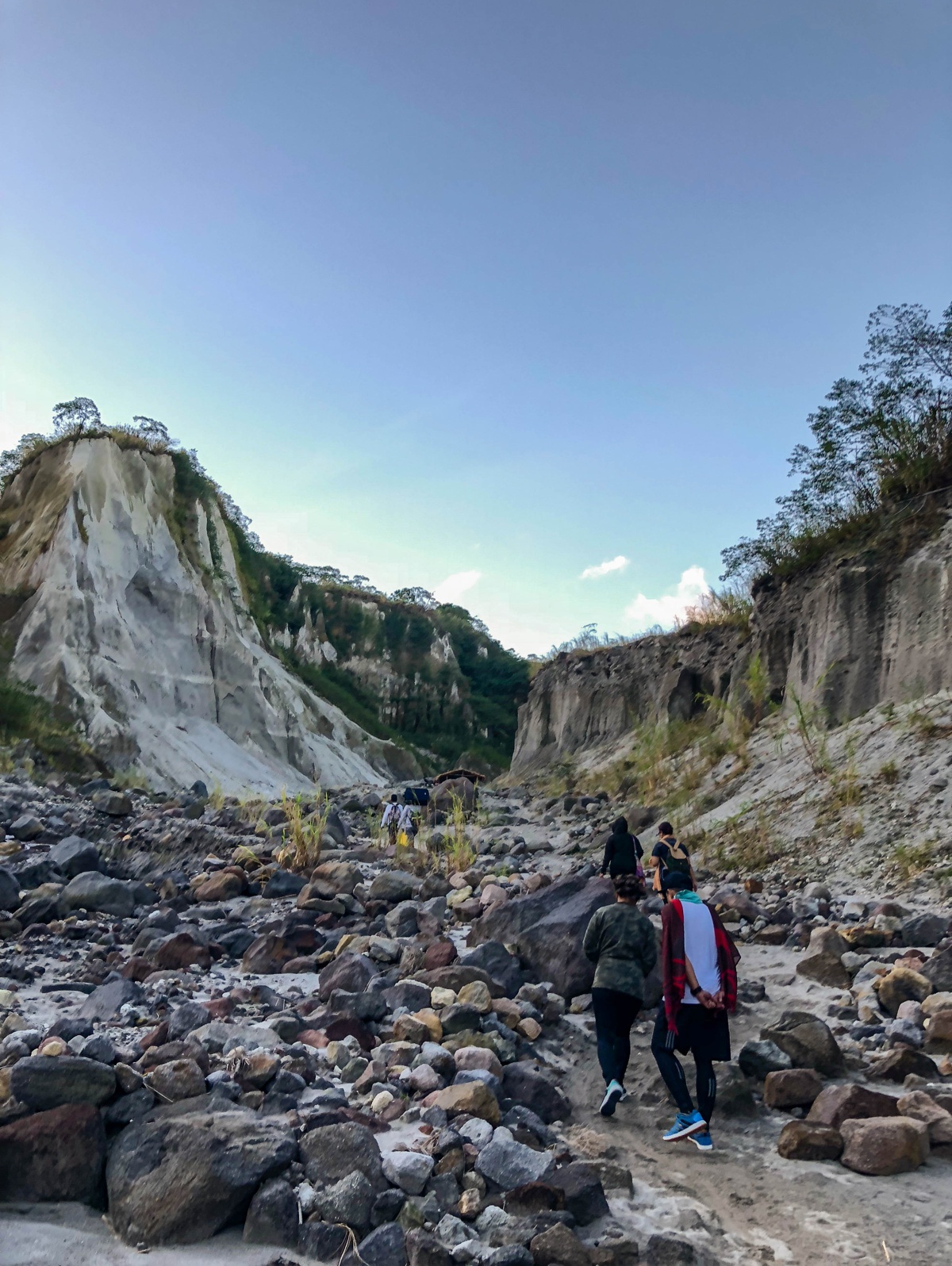 Mt Pinatubo prenup using the new Iphone 8 manila wedding photographer